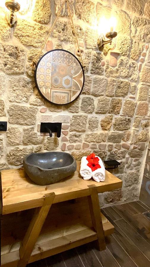 Stone Cave Suite Rhodes City Екстер'єр фото