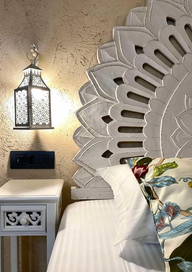 Stone Cave Suite Rhodes City Екстер'єр фото