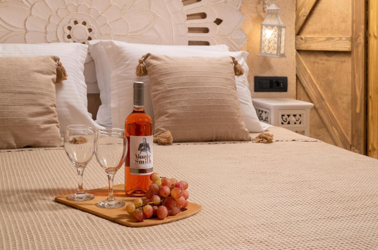 Stone Cave Suite Rhodes City Екстер'єр фото