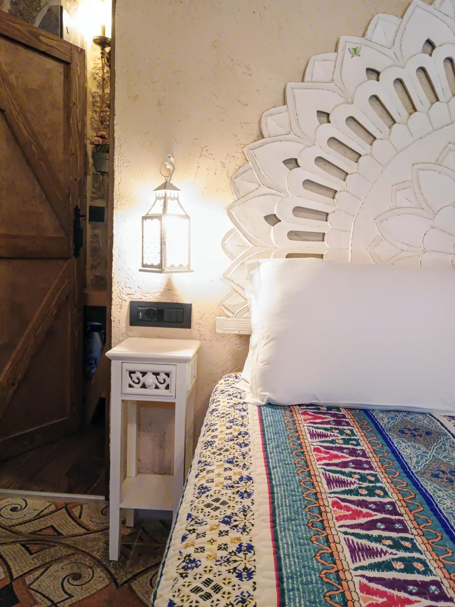 Stone Cave Suite Rhodes City Екстер'єр фото